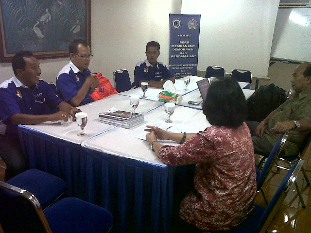 FWP DPRD Sumbar Konsultasi dengan LPDS
