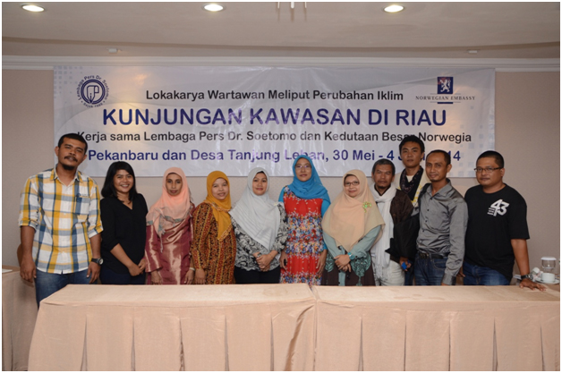 Wartawan Sumatra dan Kalimantan liput pascabencana api di Riau lpds-at-riau