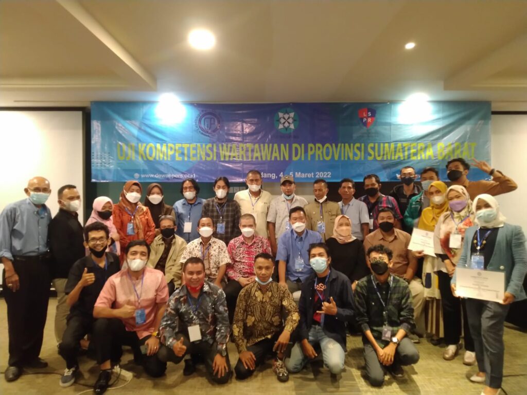 LPDS Menggelar Uji Kompetensi Wartawan pada 9 Kota